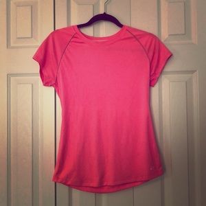 Pink Water Resistant Tee y Champion